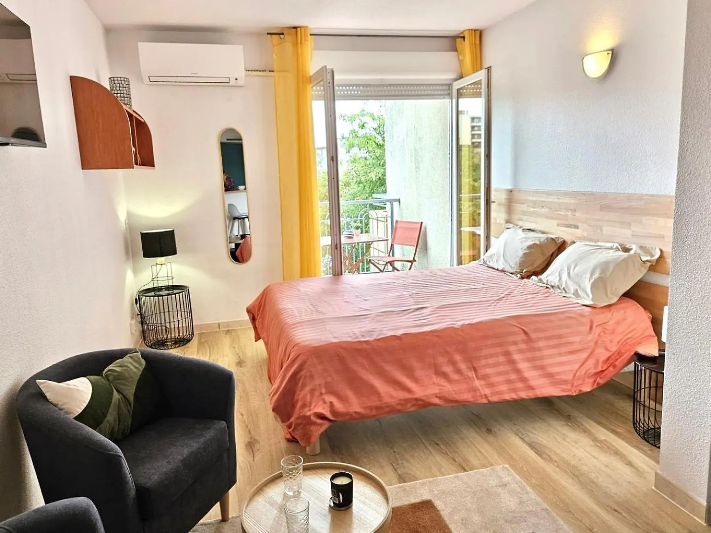 T1 - 160 Bed - City Center Toulouse
